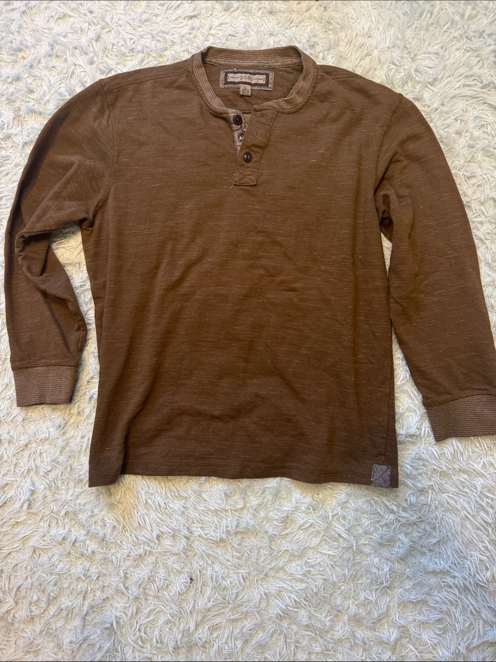 PD&C Brown Long-Sleeve Henley Shirt men’s large.